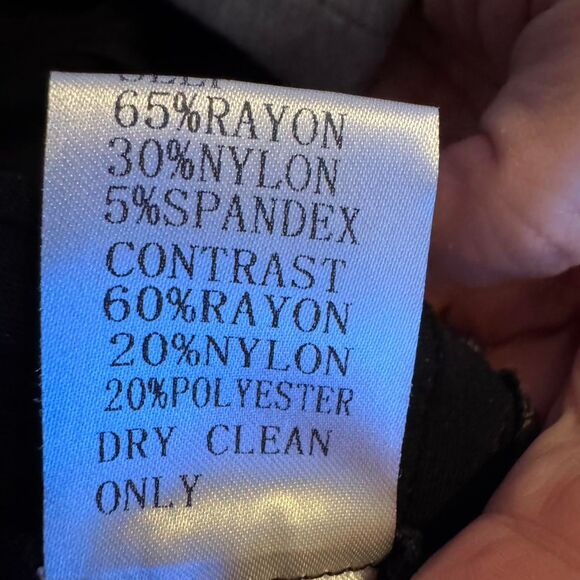 Tadashi Shoji XL Black Lace Corded Embroidery Tulle Pintuck Jersey Boatneck Long - Picture 8 of 8